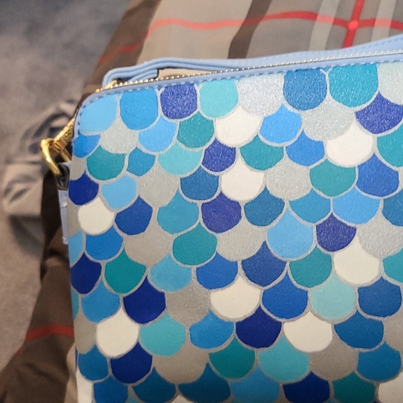 Painted crossbody purse - Picture 2 of 8